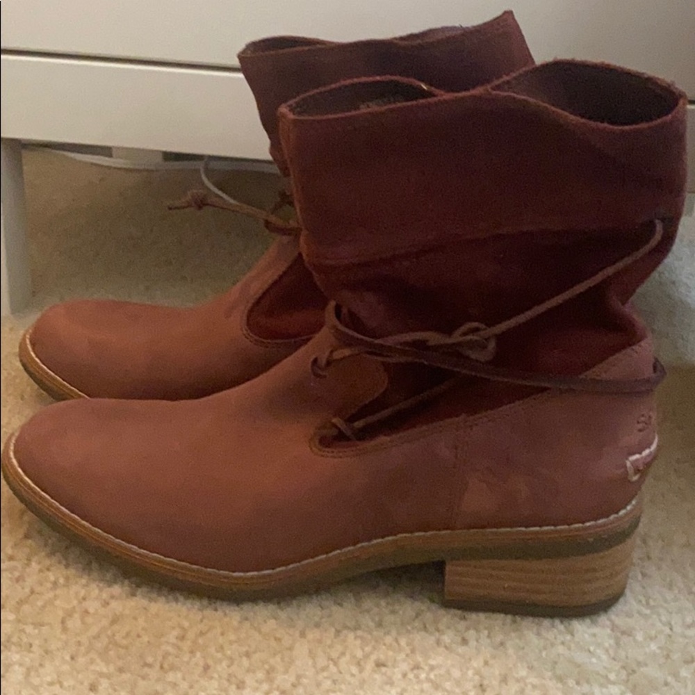 Sperry Leather boots for sale